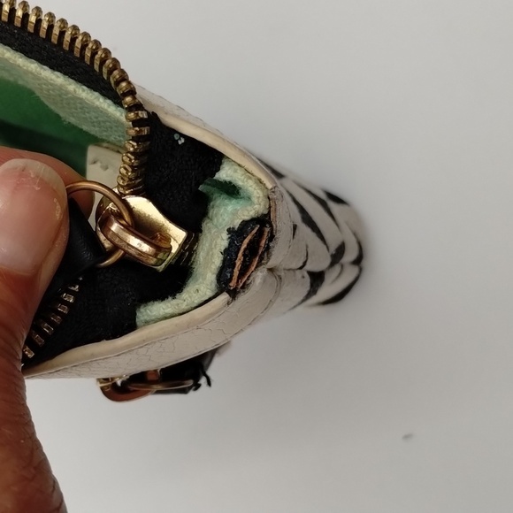 Spartina 449 Navy and Ivory Cream Printed Mini Bag - Picture 12 of 16